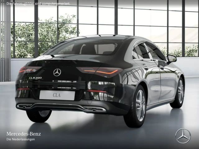 Mercedes-Benz CLA 200