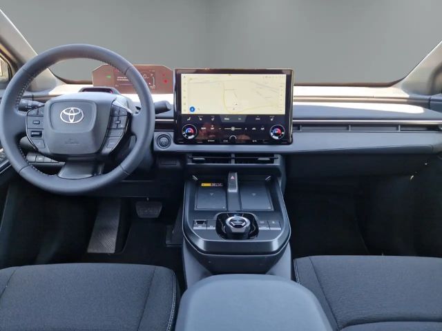 Toyota C-HR+