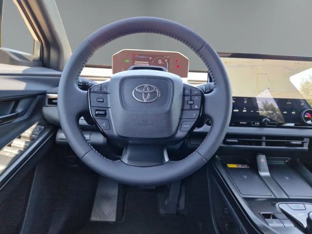 Toyota C-HR+
