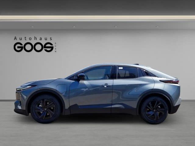 Toyota C-HR+