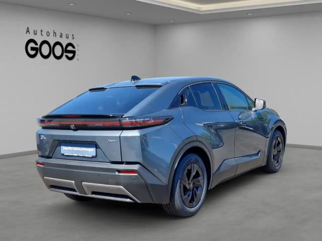 Toyota C-HR+