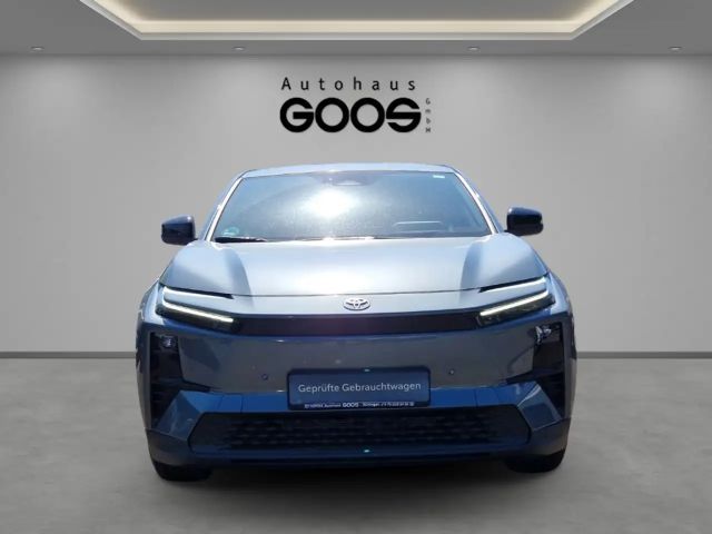 Toyota C-HR+