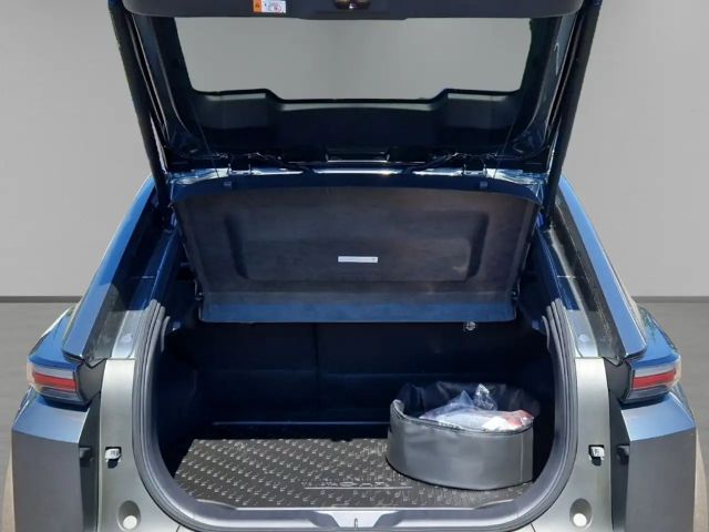 Toyota C-HR+