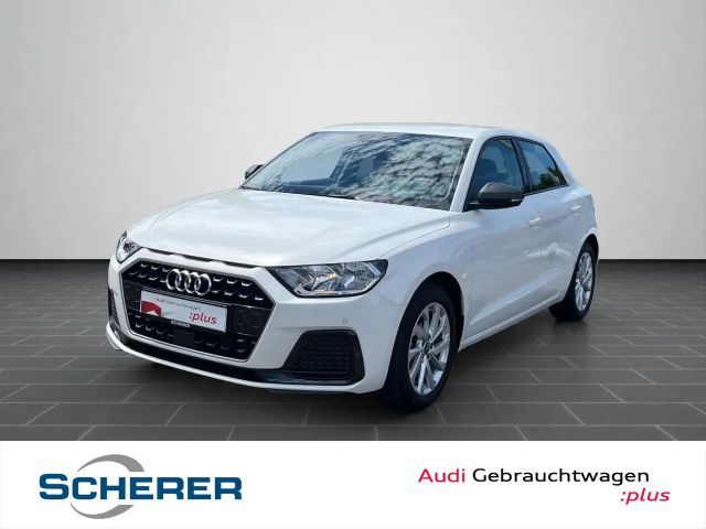 Audi A1 advanced 25 TFSI NAVI+KAMERA INTERF 2022 Benzine
