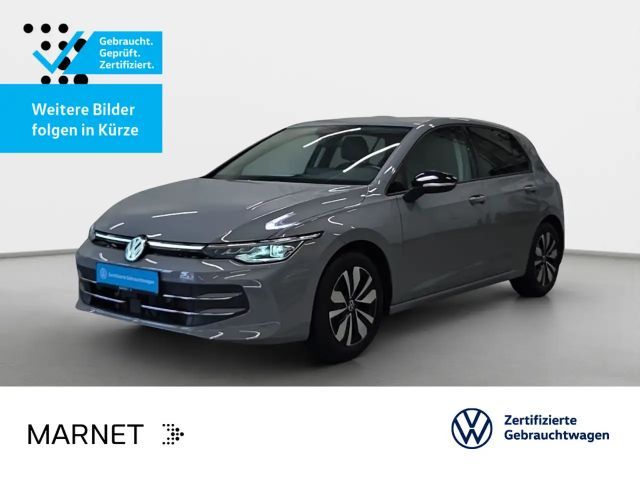 Volkswagen Golf VIII 1.5 eTSI Goal DSG *Navi*AHK*IQ-Light*K 2025 Benzine