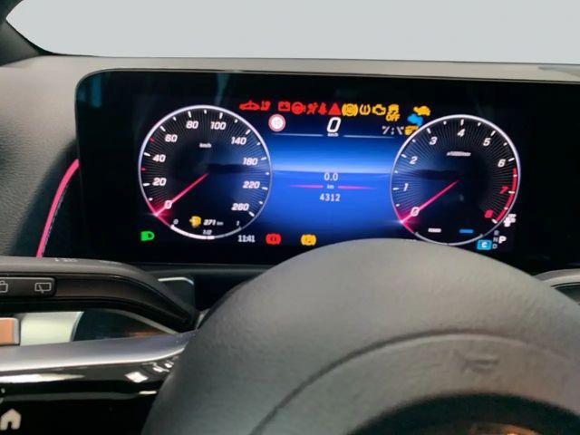 Mercedes-Benz GLB 220