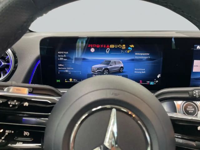 Mercedes-Benz GLB 200