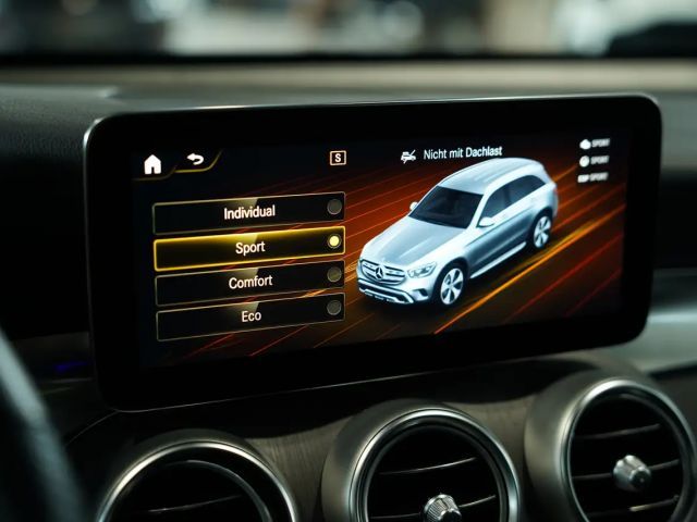 Mercedes-Benz GLC 220