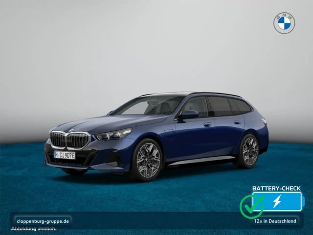 BMW 530 e xDrive Touring M Sportpaket BT UPE: 98.979€ 2025 Hybride / Benzine