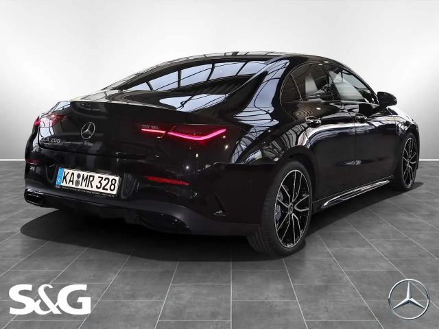 Mercedes-Benz CLA 200