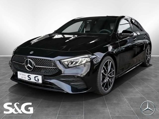 Mercedes-Benz A 200 AMG MBUX+RüKam+LED+AHK+Night+19+Totwinkel 2026 Benzine