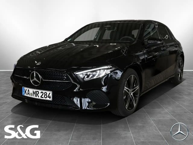 Mercedes-Benz A 200 Progressive MBUX+RüKam+LED+Pano+Night+Totw 2026 Benzine