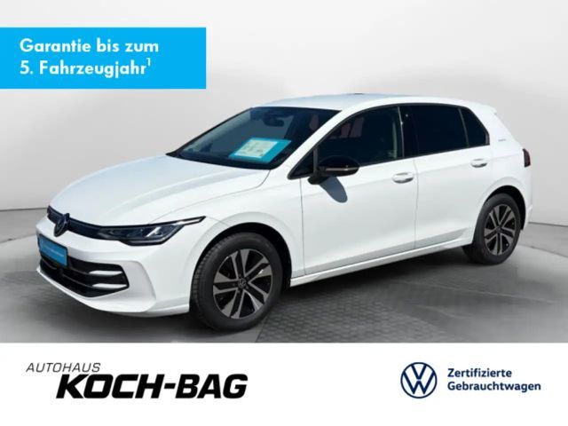 Volkswagen Golf VIII 1.5eTSI Energy  DSG AHK LED Kamera 2025 Benzine