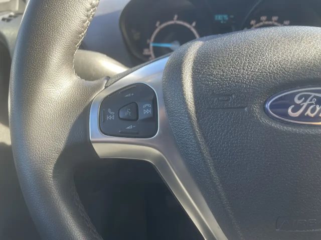 Ford Transit Courier