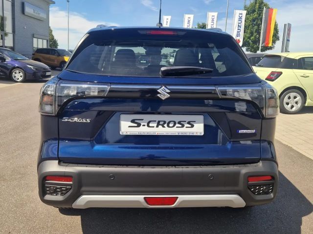 Suzuki S-Cross