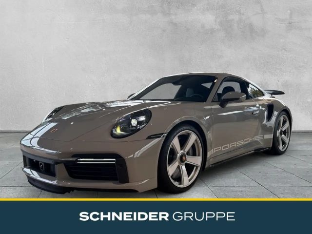 Porsche 992 TURBO 50 JAHRE HERITAGE DESIGN PAKET 2025 Benzine