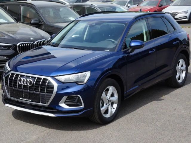Audi Q3 35 TFSI advanced*ACC*AHK*LED*KAM*VIRTUAL* 2024 Benzine