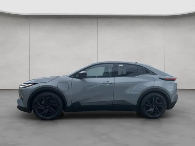 Toyota C-HR+
