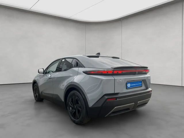 Toyota C-HR+