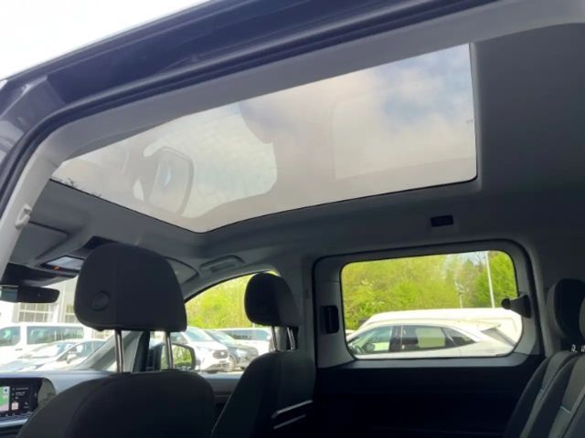 Ford Grand Tourneo