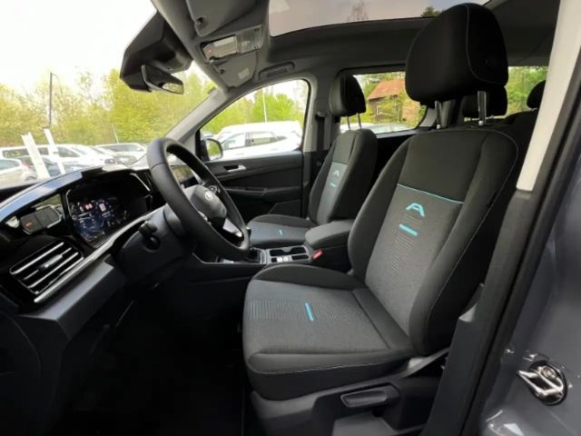 Ford Grand Tourneo