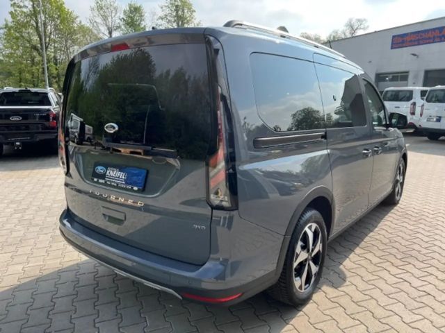 Ford Grand Tourneo