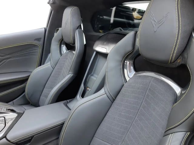 Corvette C8