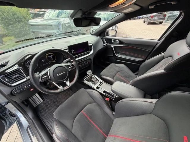 Kia Ceed / cee'd