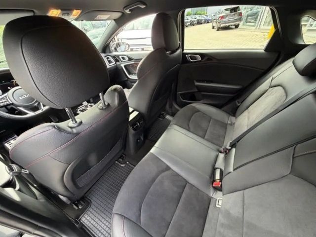 Kia Ceed / cee'd