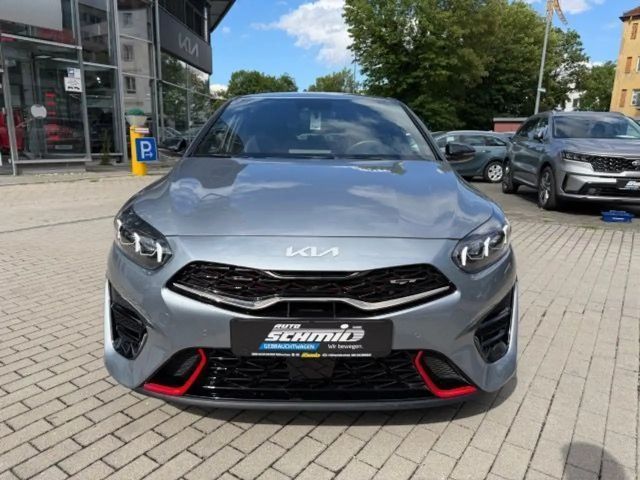 Kia Ceed / cee'd