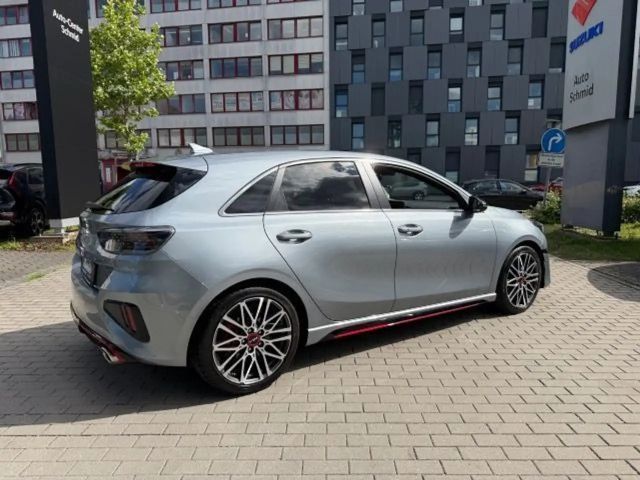 Kia Ceed / cee'd