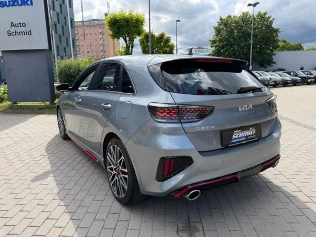 Kia Ceed / cee'd