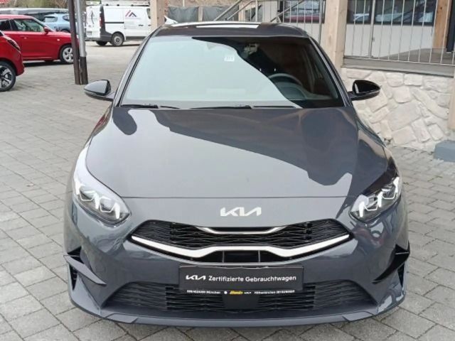 Kia Ceed / cee'd