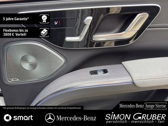 Mercedes-Benz EQS SUV