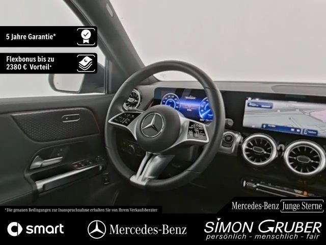 Mercedes-Benz EQB 250