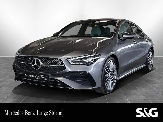 Mercedes-Benz CLA 200 Coupé AMG Line Advanced Plus MEMORY+PANO 2024 Benzine