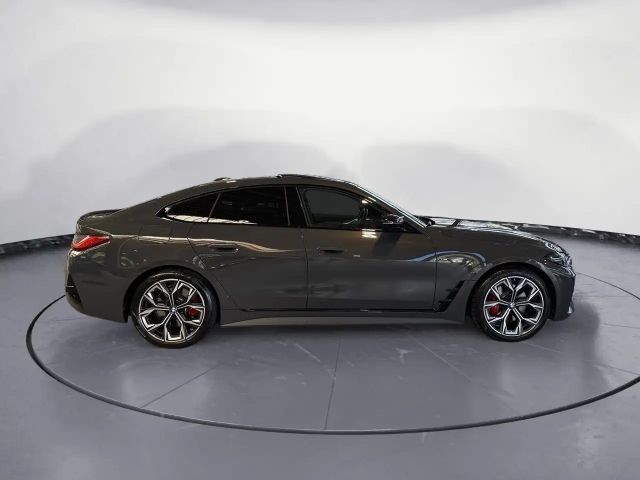 BMW 440
