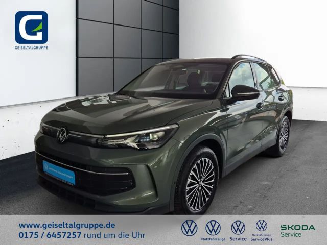 Volkswagen Tiguan 1.5 eTSI Life *DSG*STANDH*AHK*REAR VIEW*LED*NAVI* 2025 Benzine