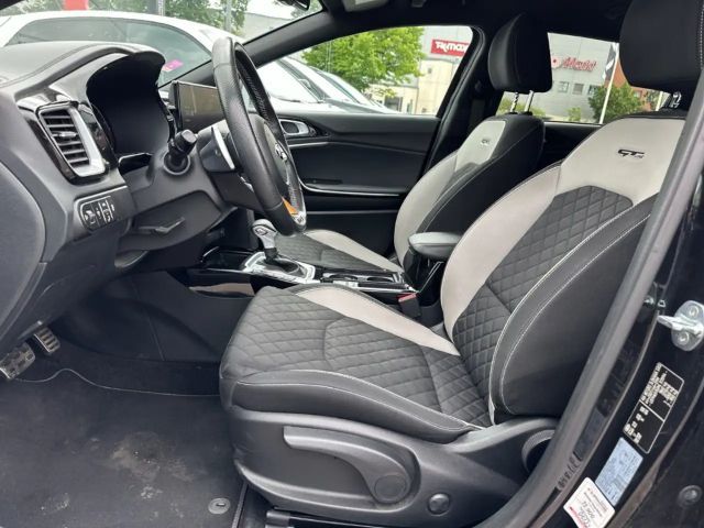 Kia Ceed / cee'd