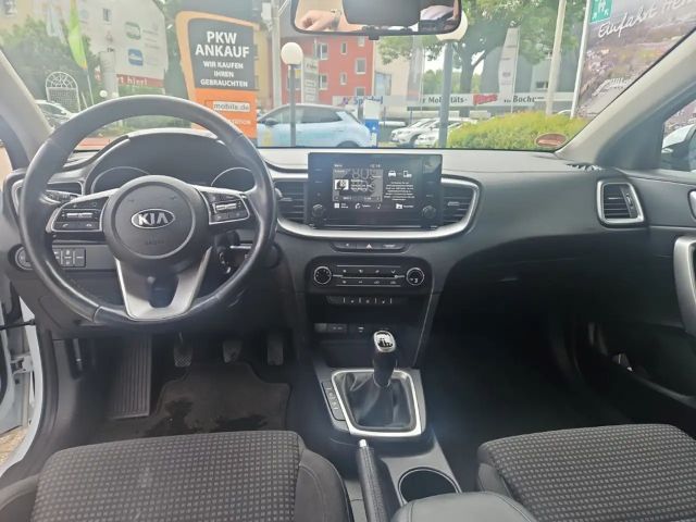 Kia Ceed / cee'd