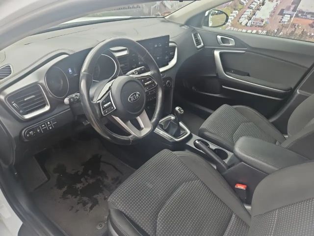 Kia Ceed / cee'd