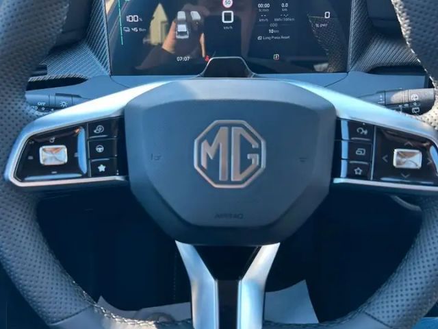 MG MG4