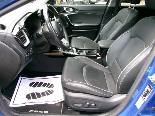 Kia Ceed / cee'd