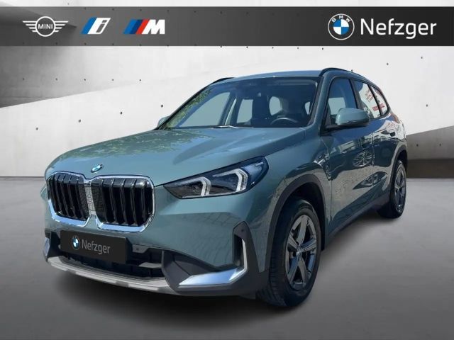 BMW X1 18i Park-Assist. AHK Driving Assist. Plus 2023 Benzine