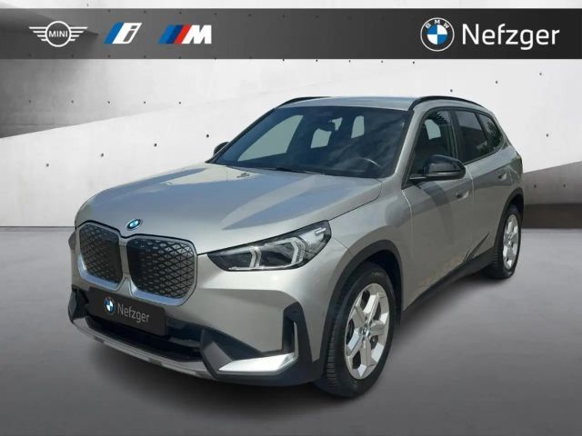 BMW iX1 eDrive20 Park-Assistent Komfortzugang Driving Assi 2024 Elektrisch
