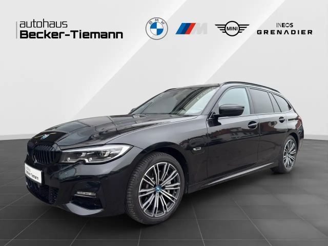 BMW 330 e Touring | M Sport| Ahk| Panorama| ACC| Hifi| Dri 2022 Hybride / Benzine