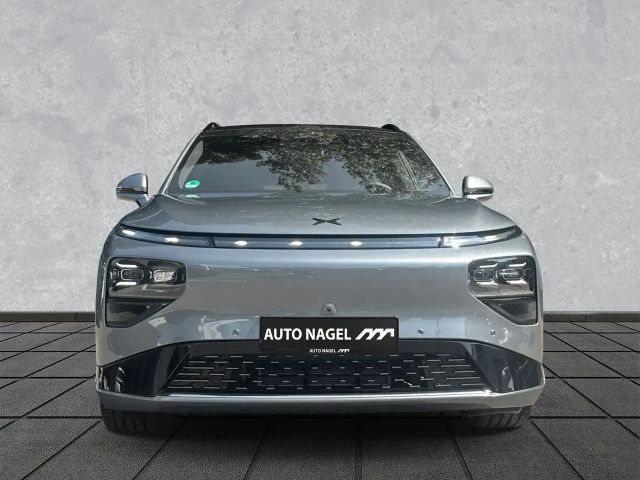 Xpeng G9