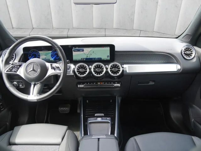 Mercedes-Benz EQB 250