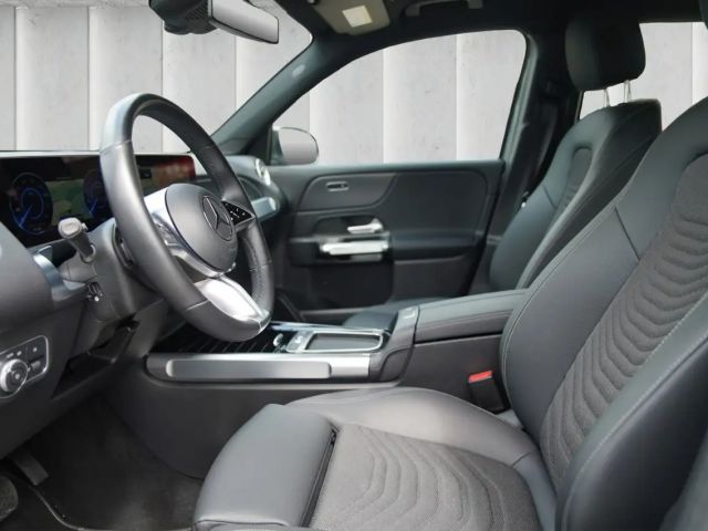 Mercedes-Benz EQB 250