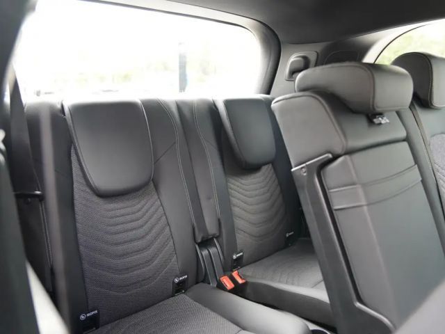 Mercedes-Benz EQB 250